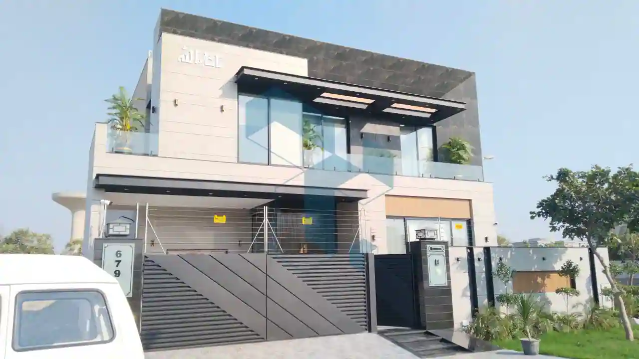 Construction House